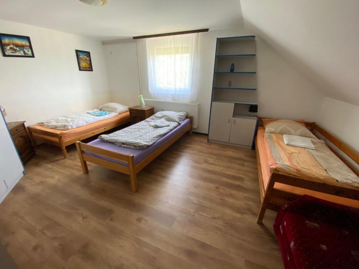 Verona Panzió Dobrokoz Exterior foto